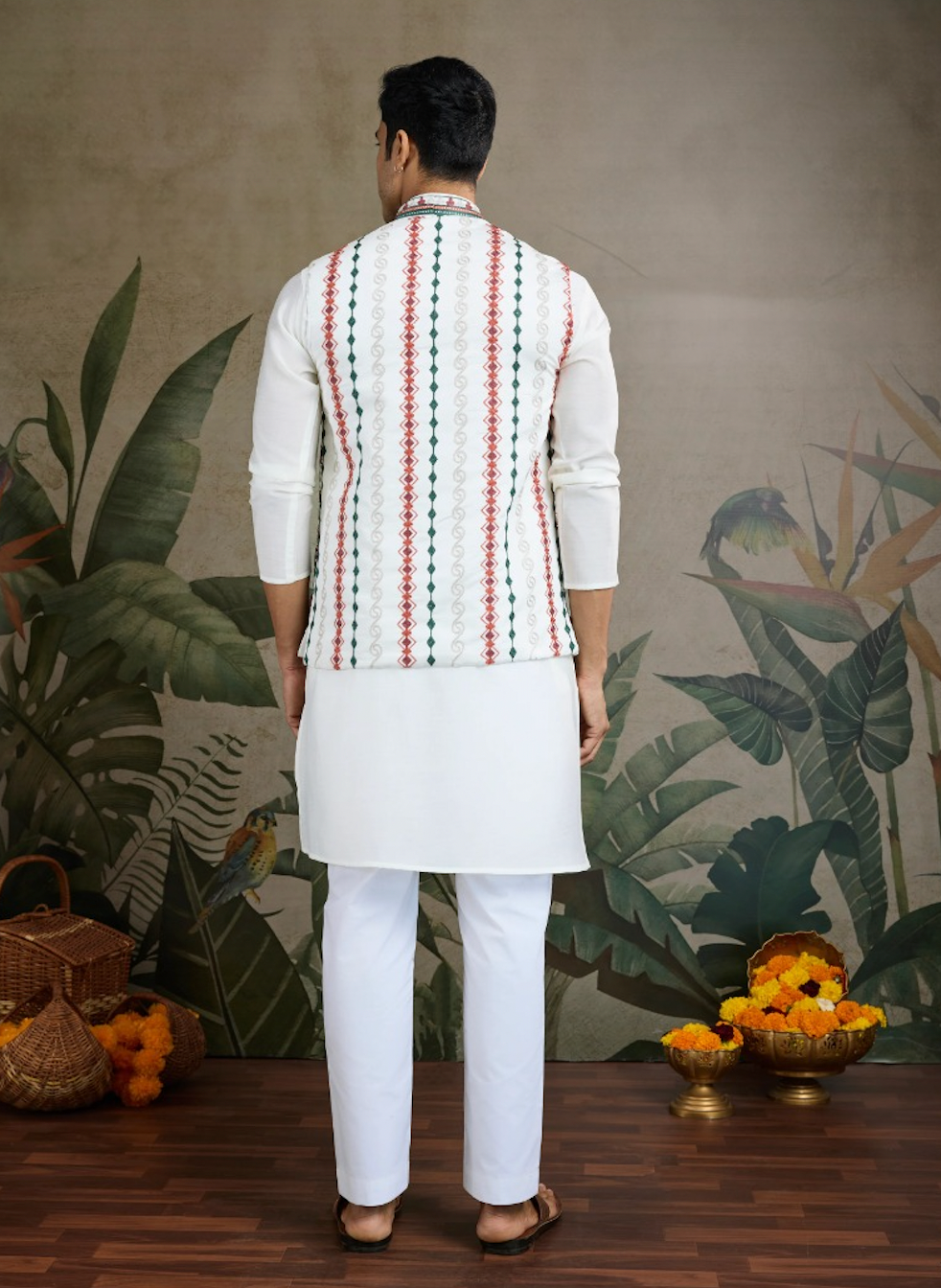 Matrut | Rajwadi White Kurta Set