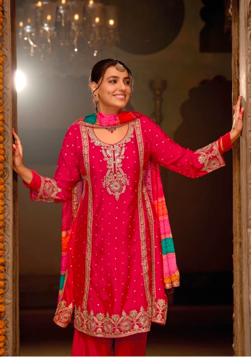 Matrut | Gajari Red Straight Suit