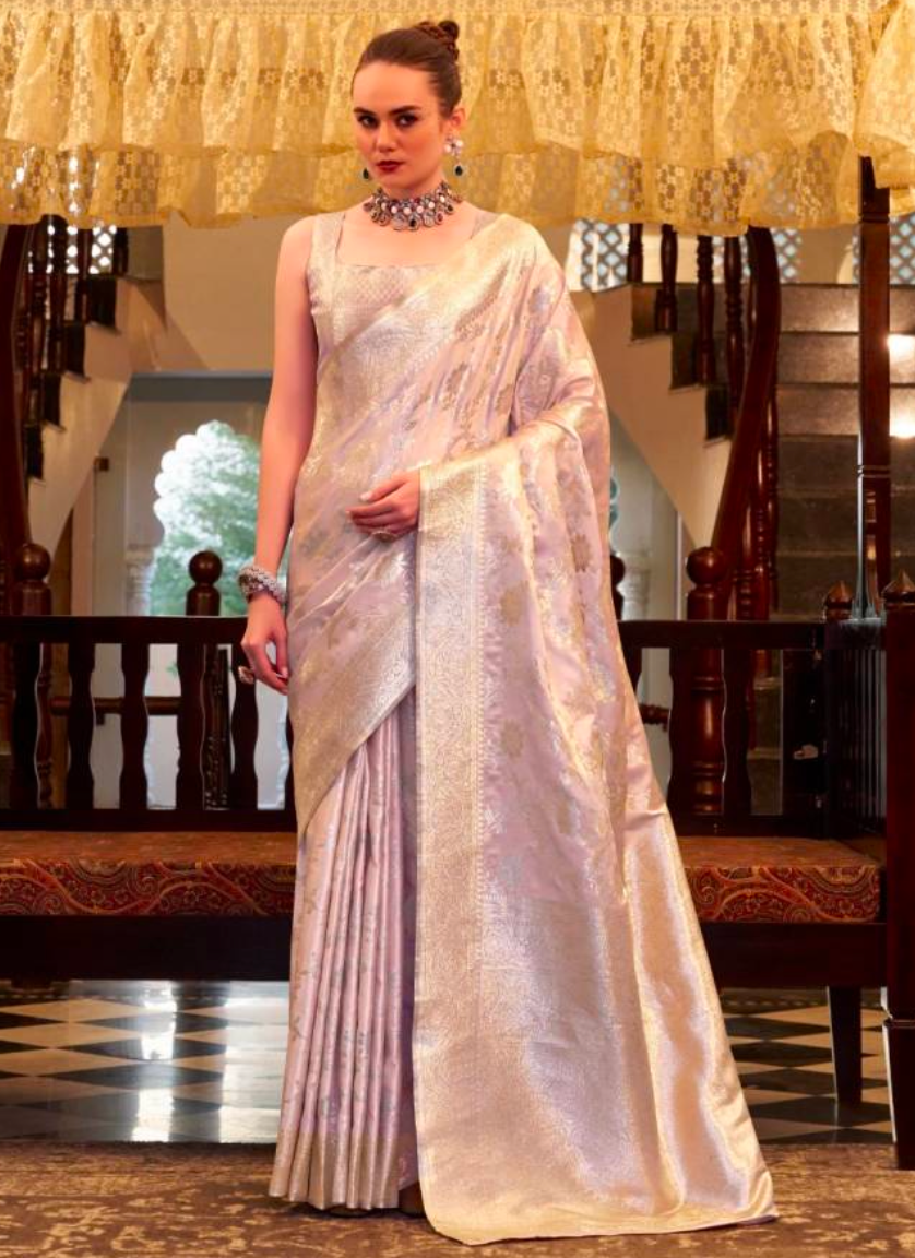 Matrut | Shella Lavender Saree