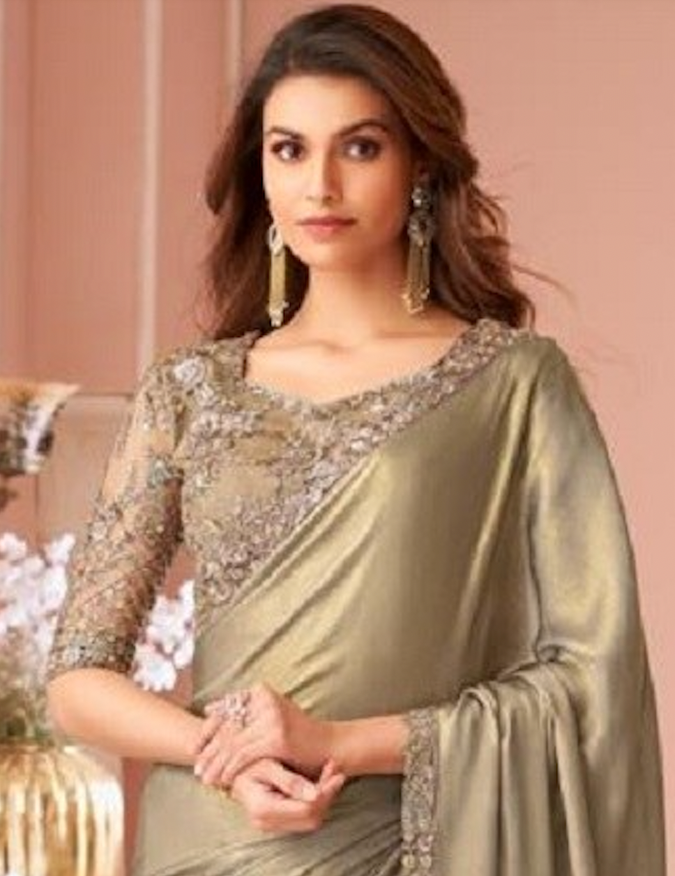 Matrut | Rouge Radiance Golden Saree