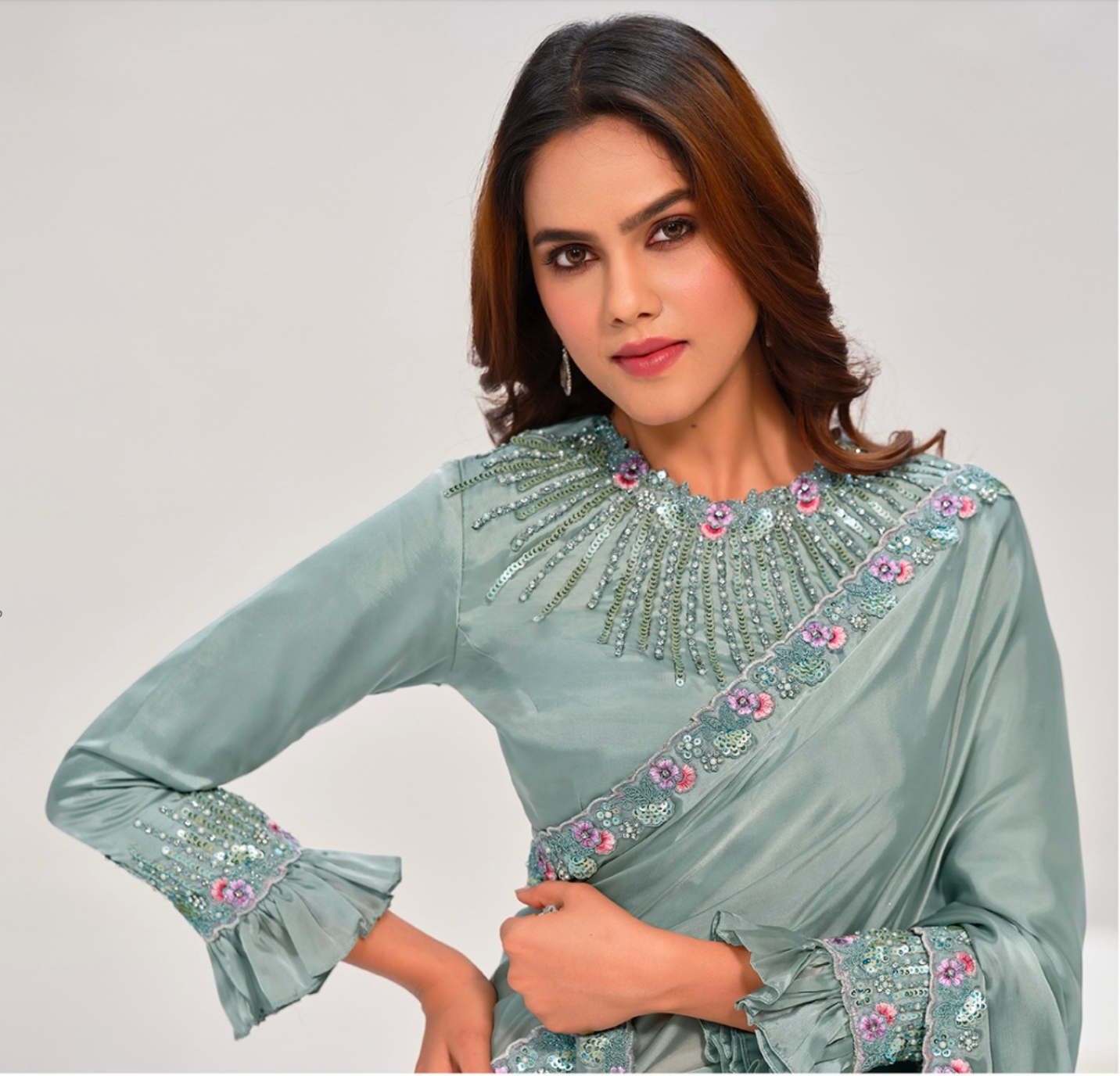 Matrut | Sonjiya Grey Saree