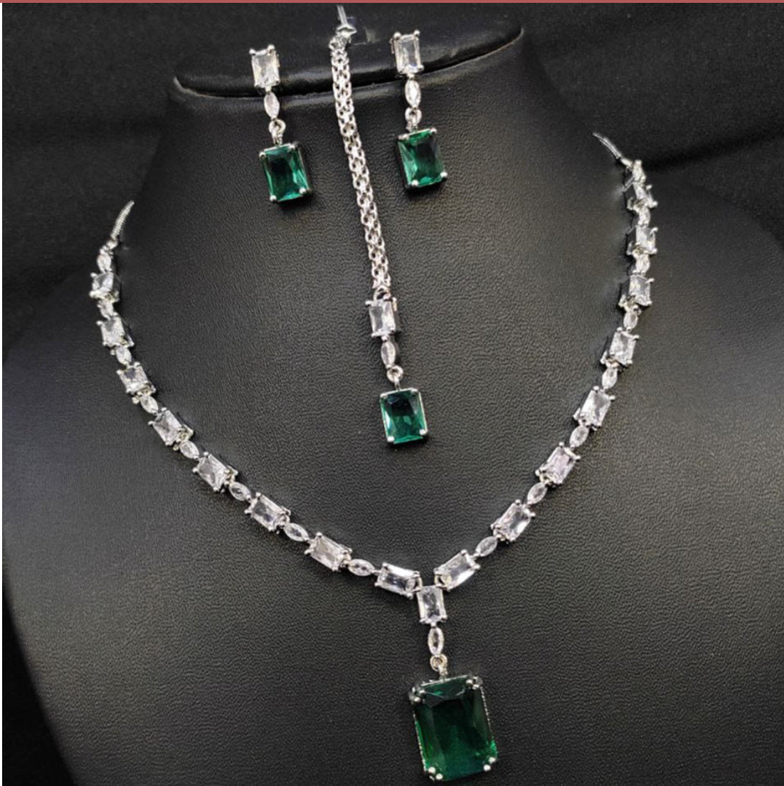 Matrut | Indo-western Necklace Set - IN371
