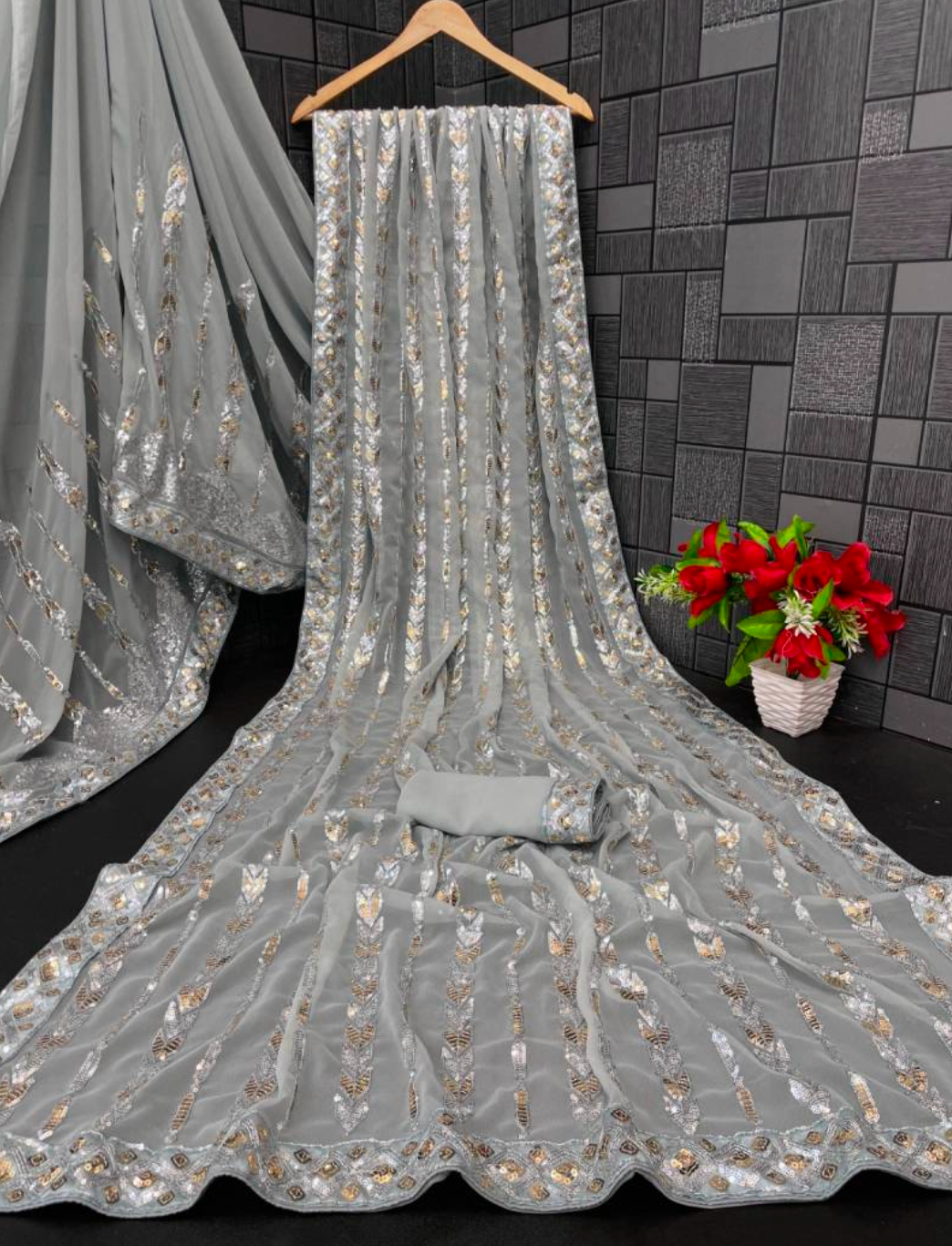 Matrut | B-Town Saree - 002