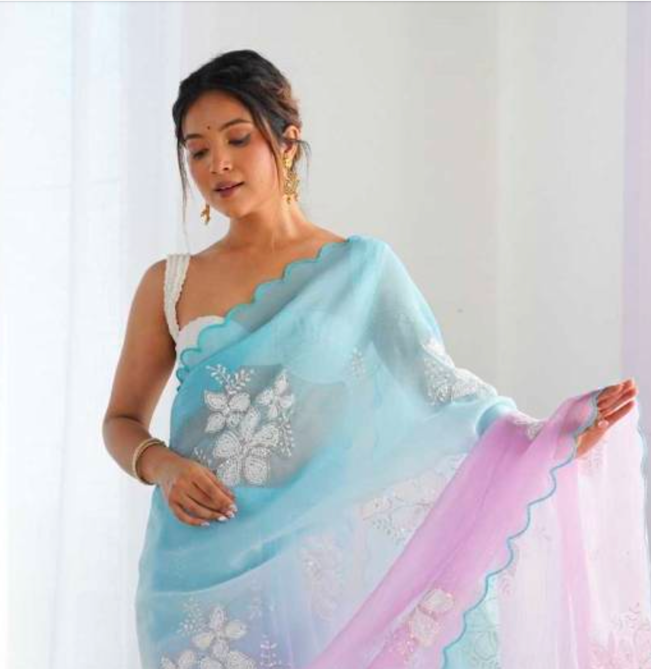 Matrut | Daydream Drift Blue-Purple Saree