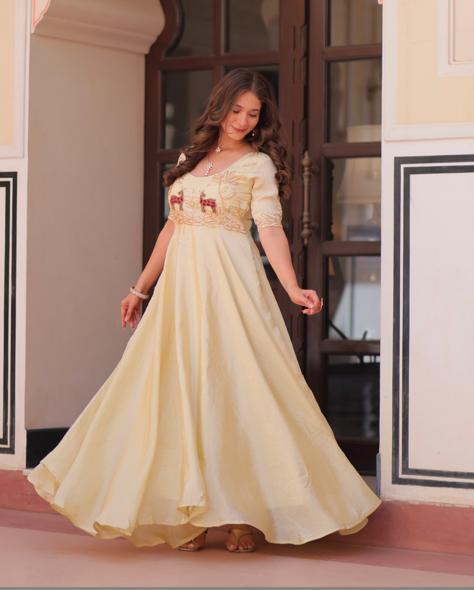 Matrut | Aliya Crush Beige Gown