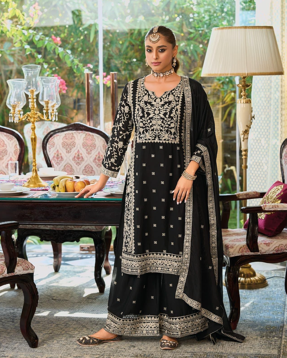 Matrut | Glintera Black Straight Suit