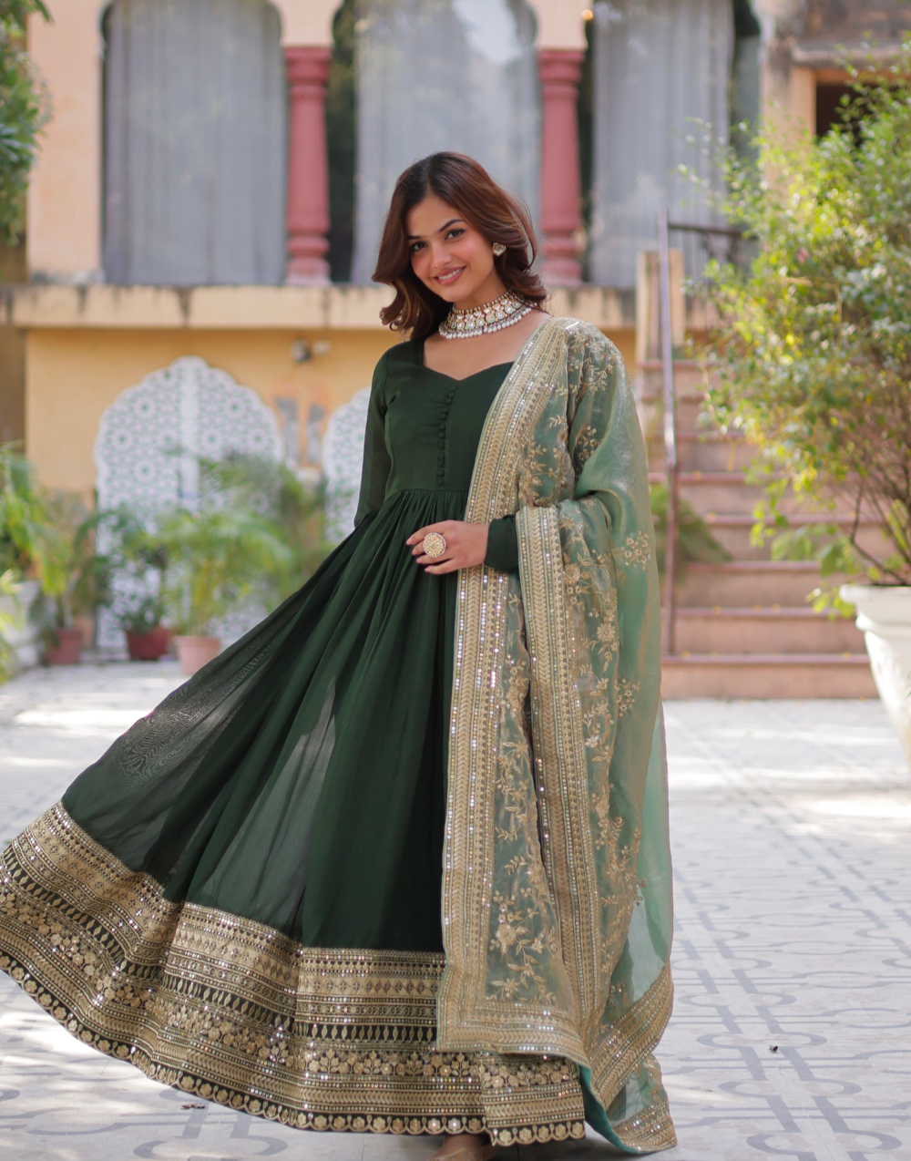 Matrut | Samridhi Green Gown