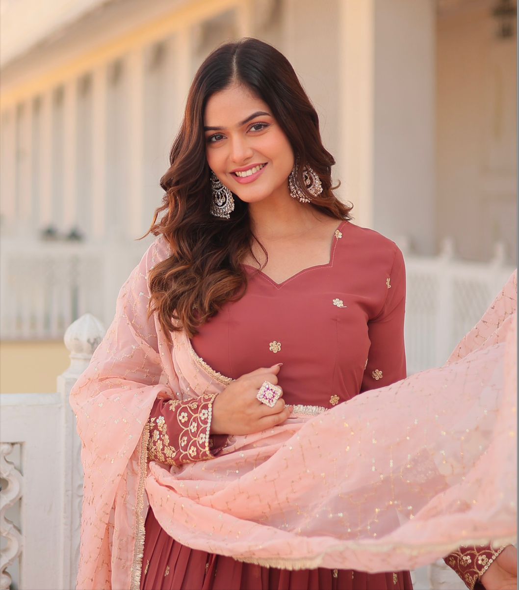 Matrut | Senori Brown Gown