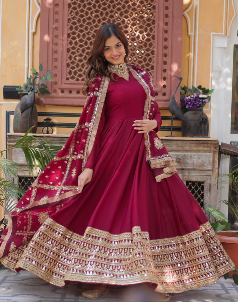 Matrut | Shaila Maroon Gown