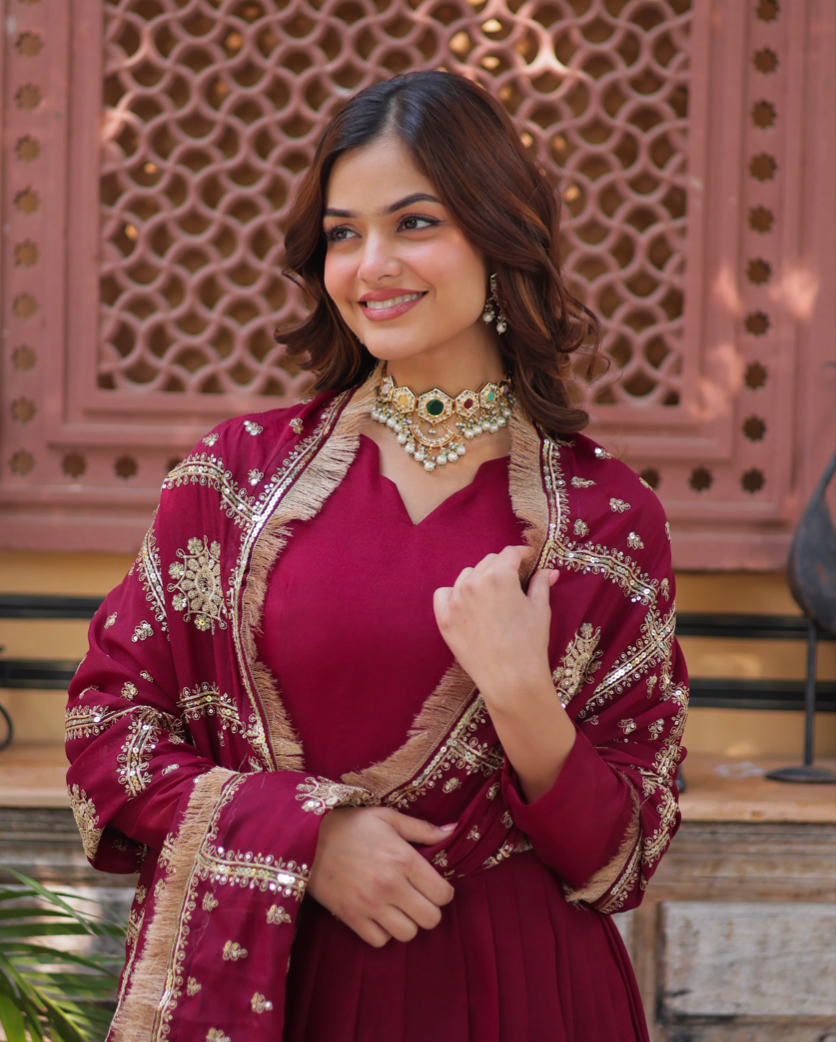 Matrut | Shaila Maroon Gown