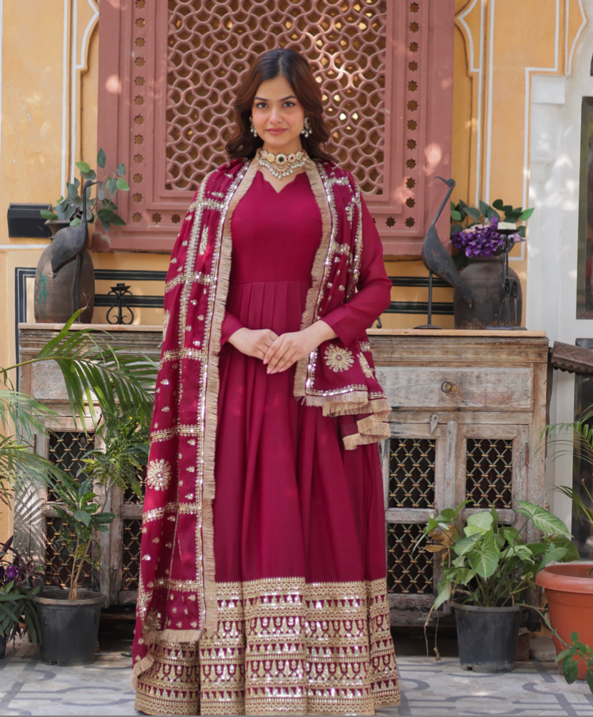 Matrut | Shaila Maroon Gown