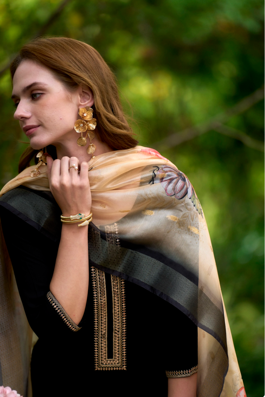 Matrut | Divine Bliss Black Straight Suit