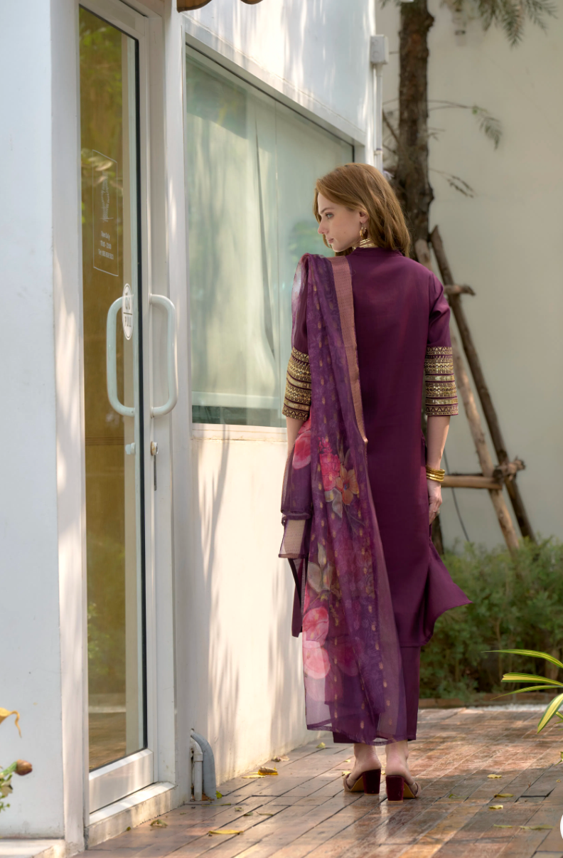 Matrut | Divine Bliss Wine Straight Suit