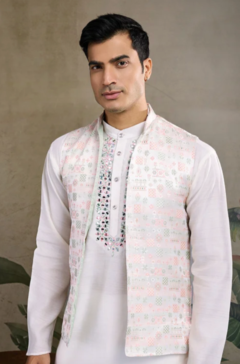 Matrut | Shaan Off-white Kurta Set