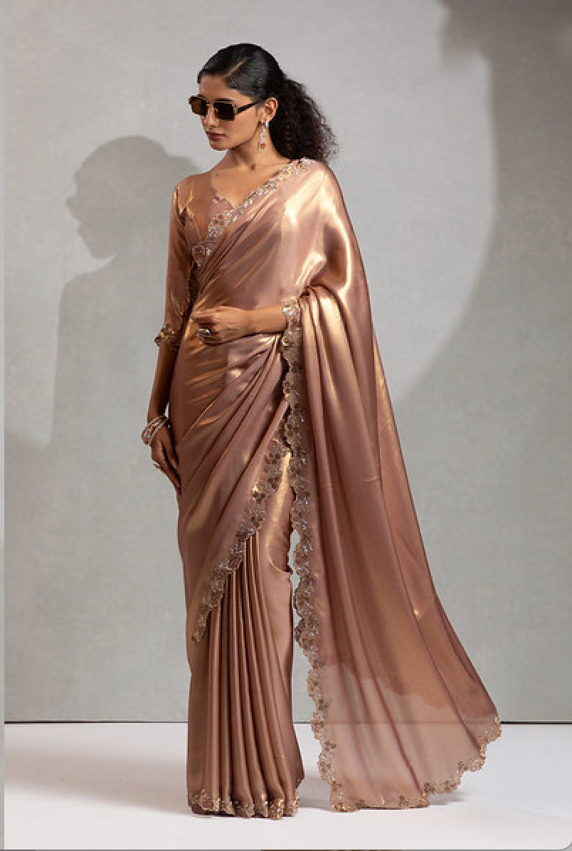 Matrut | Glow Rusty Peach Saree