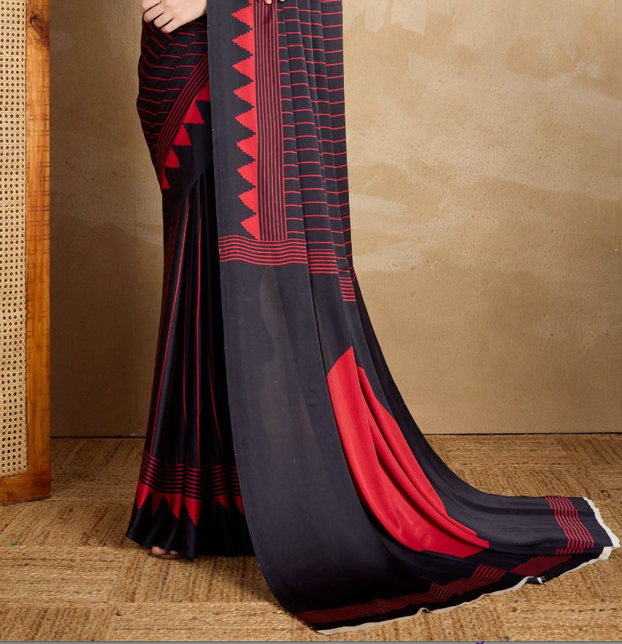 Matrut | Chakra Black Saree