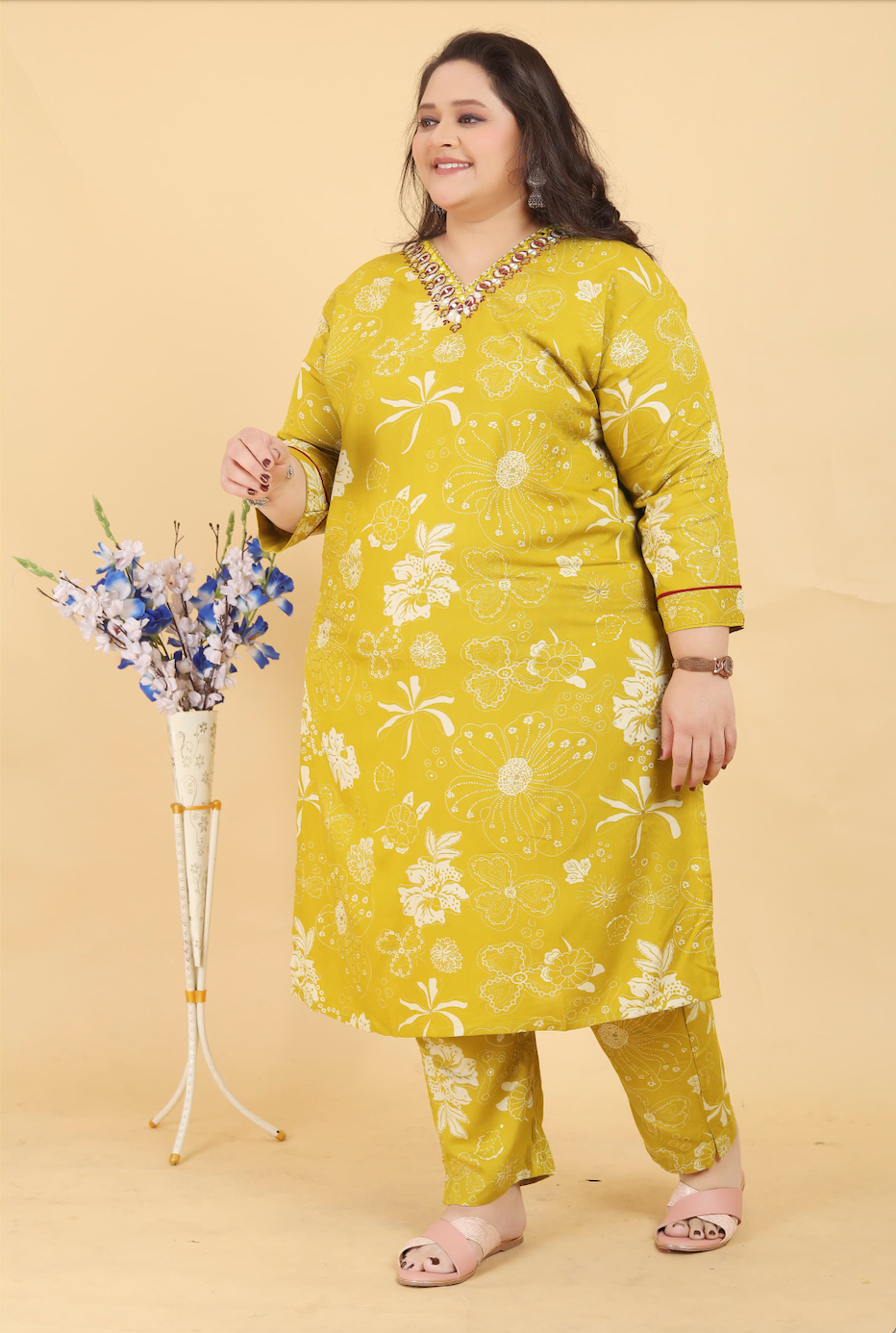 Matrut | Angel Yellow Suit