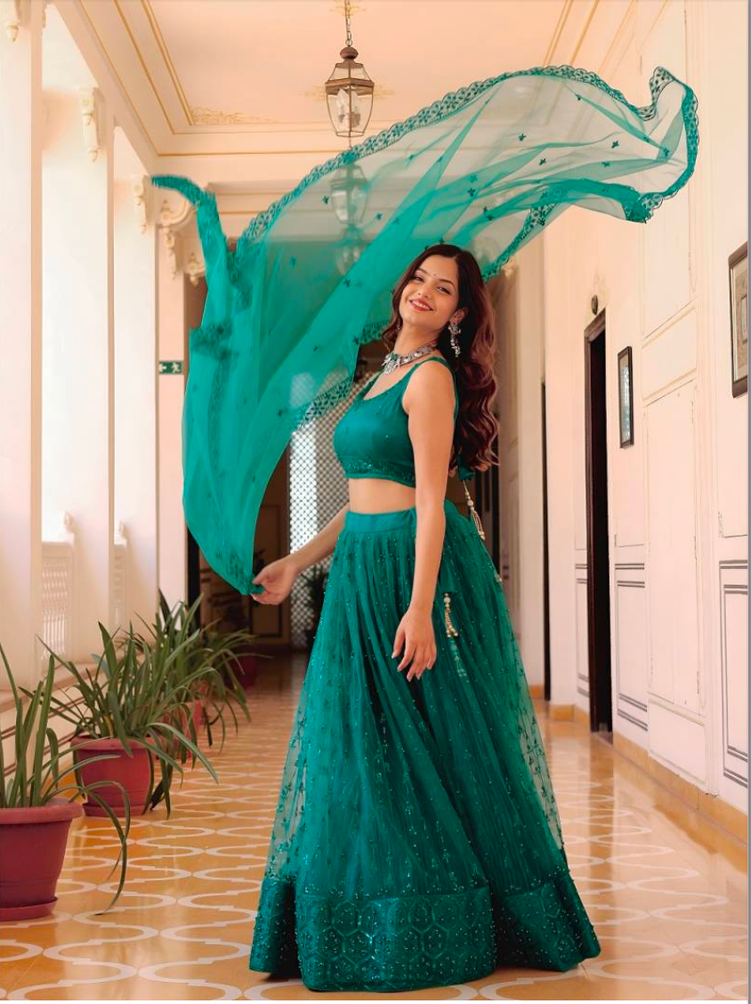 Matrut | Aayna Peacock Green Lehenga