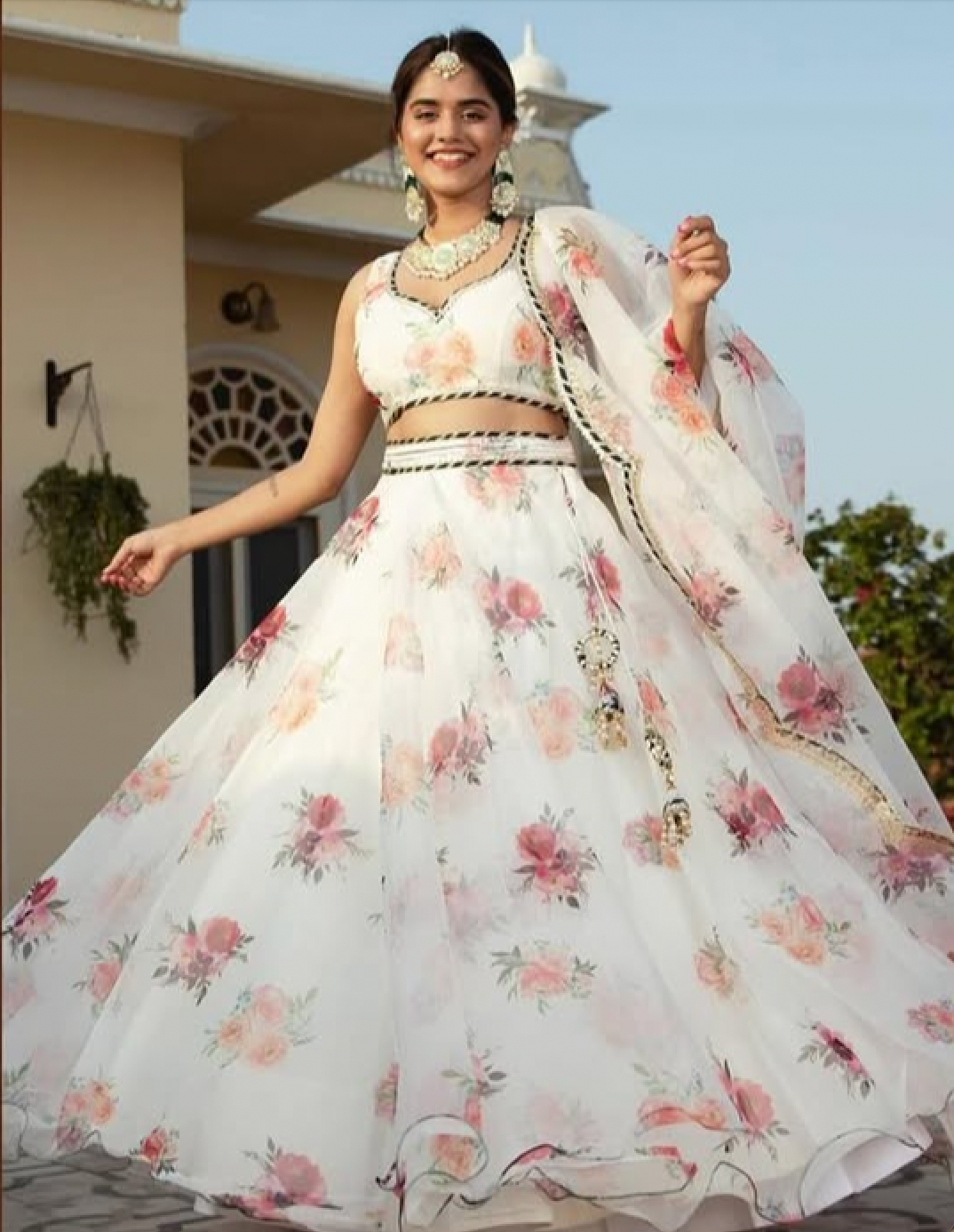 Matrut | Darling White Floral Lehenga