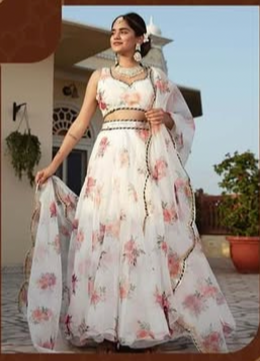 Matrut | Darling White Floral Lehenga