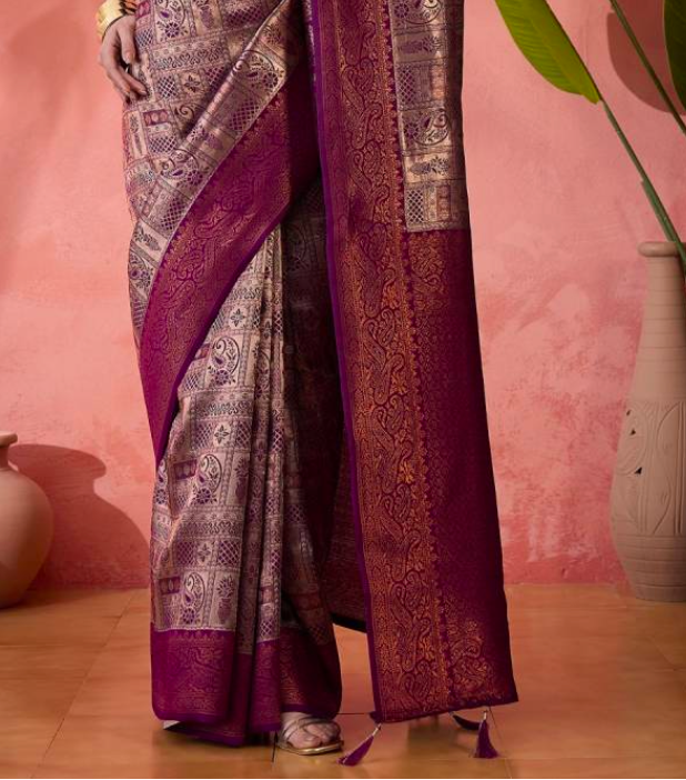 Matrut | Saral Wine Saree