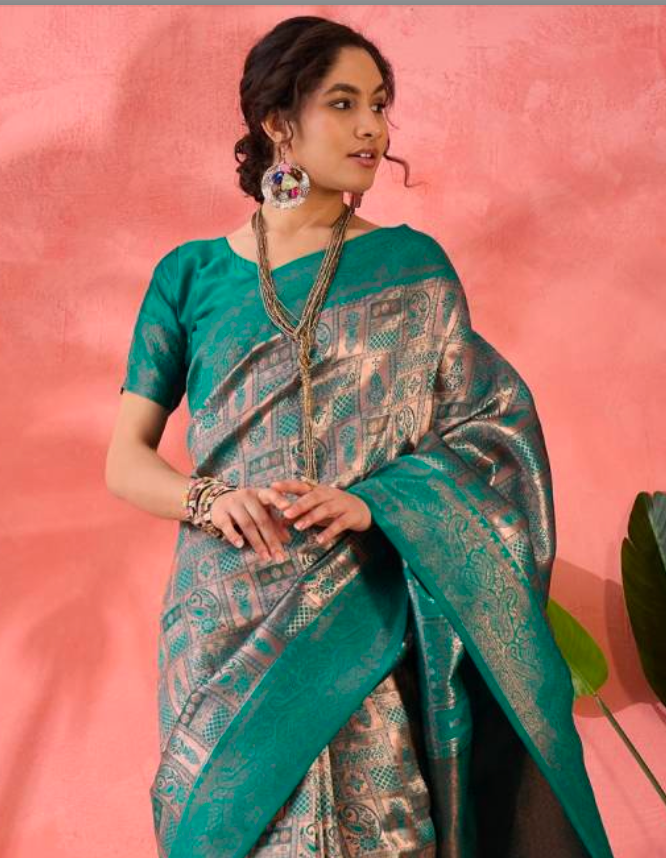 Matrut | Saral Peacock Green Saree