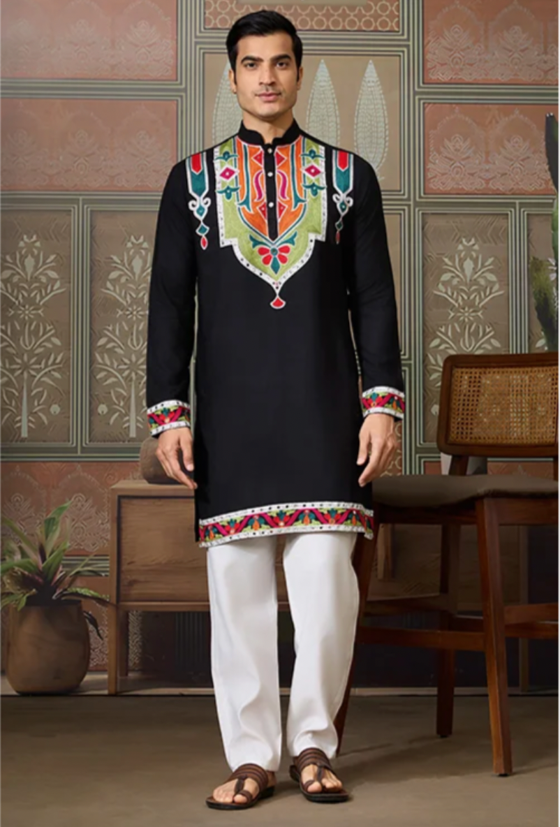 Matrut | Navami Black Kurta Set
