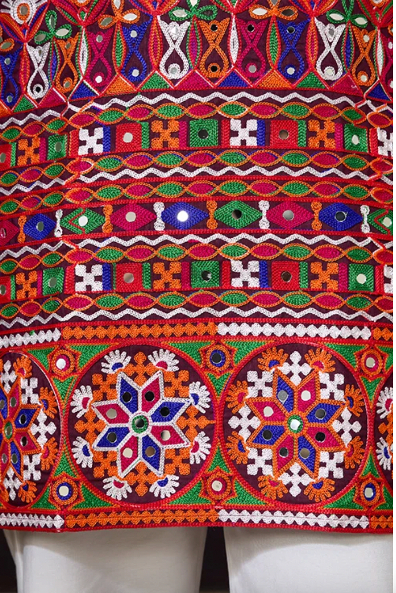 Matrut | Raas Wine Kurta Set