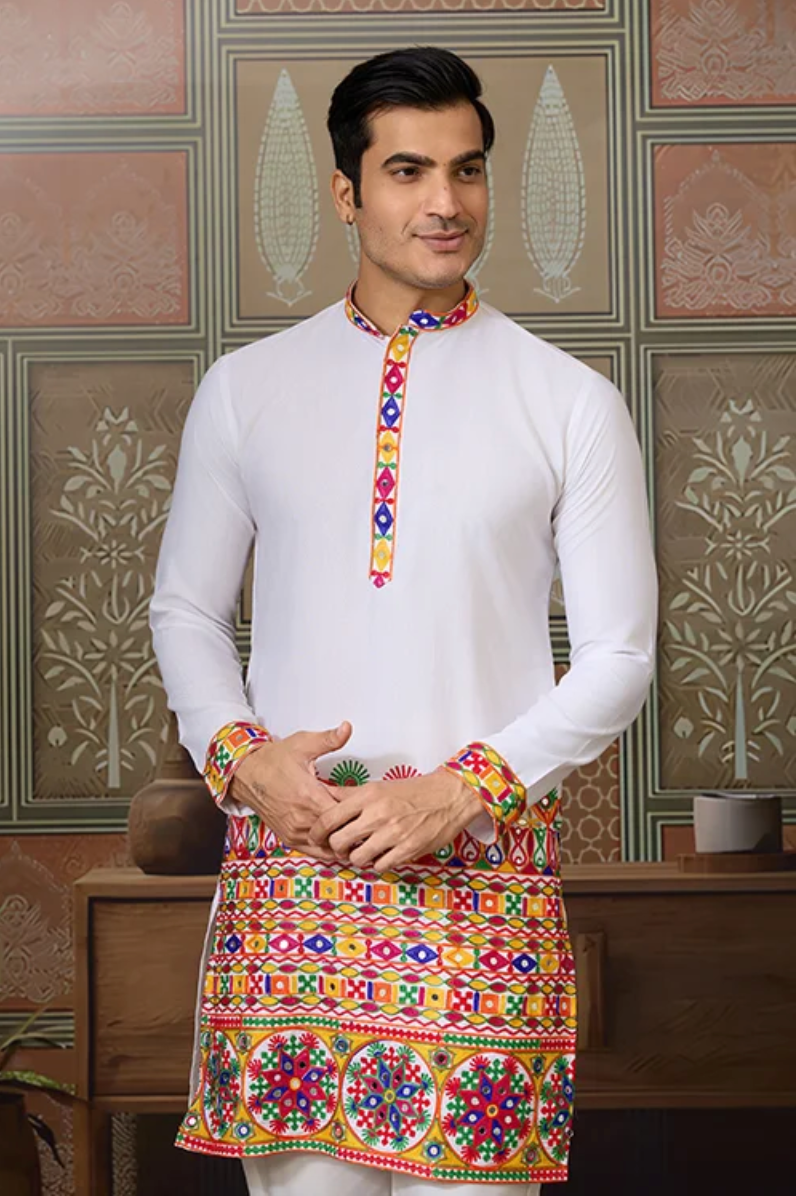 Matrut | Raas White Kurta Set