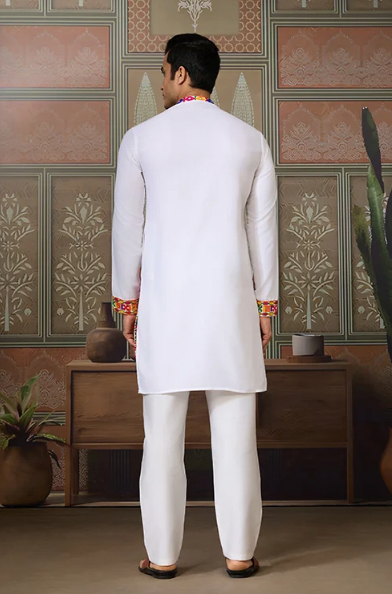 Matrut | Raas White Kurta Set