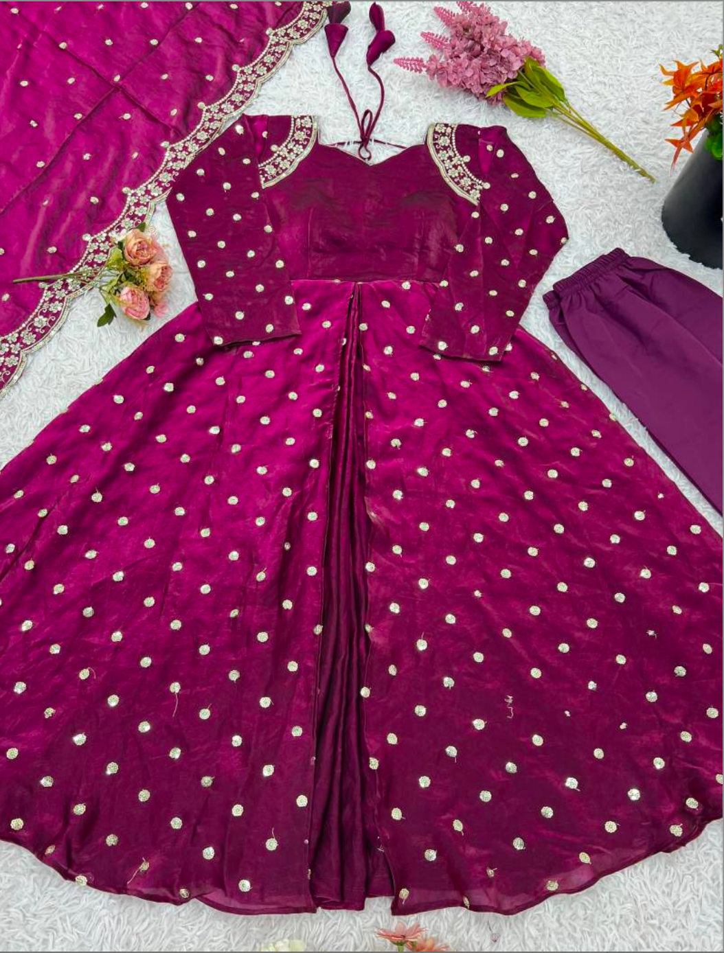 Matrut | Naisha Magenta Gown