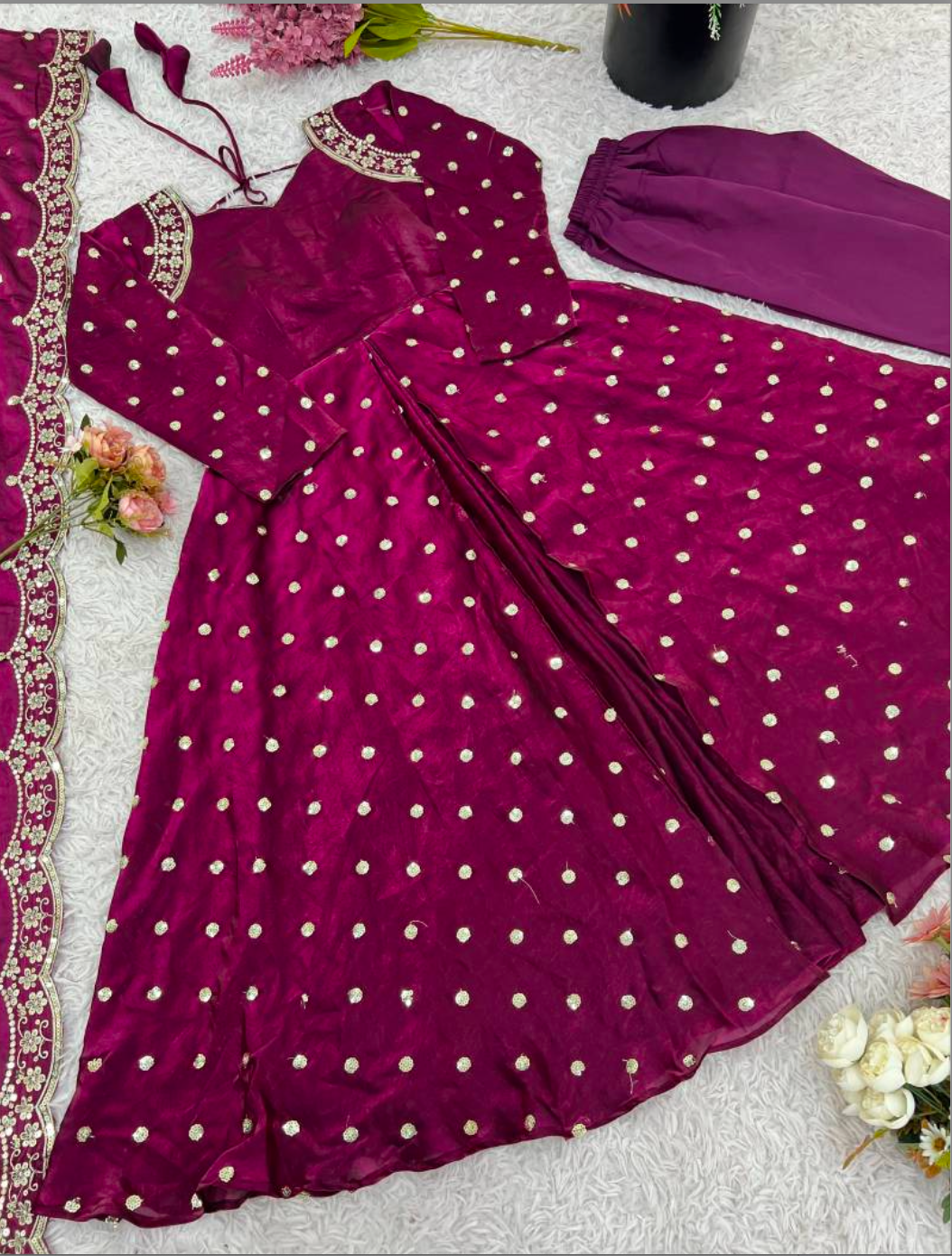 Matrut | Naisha Magenta Gown