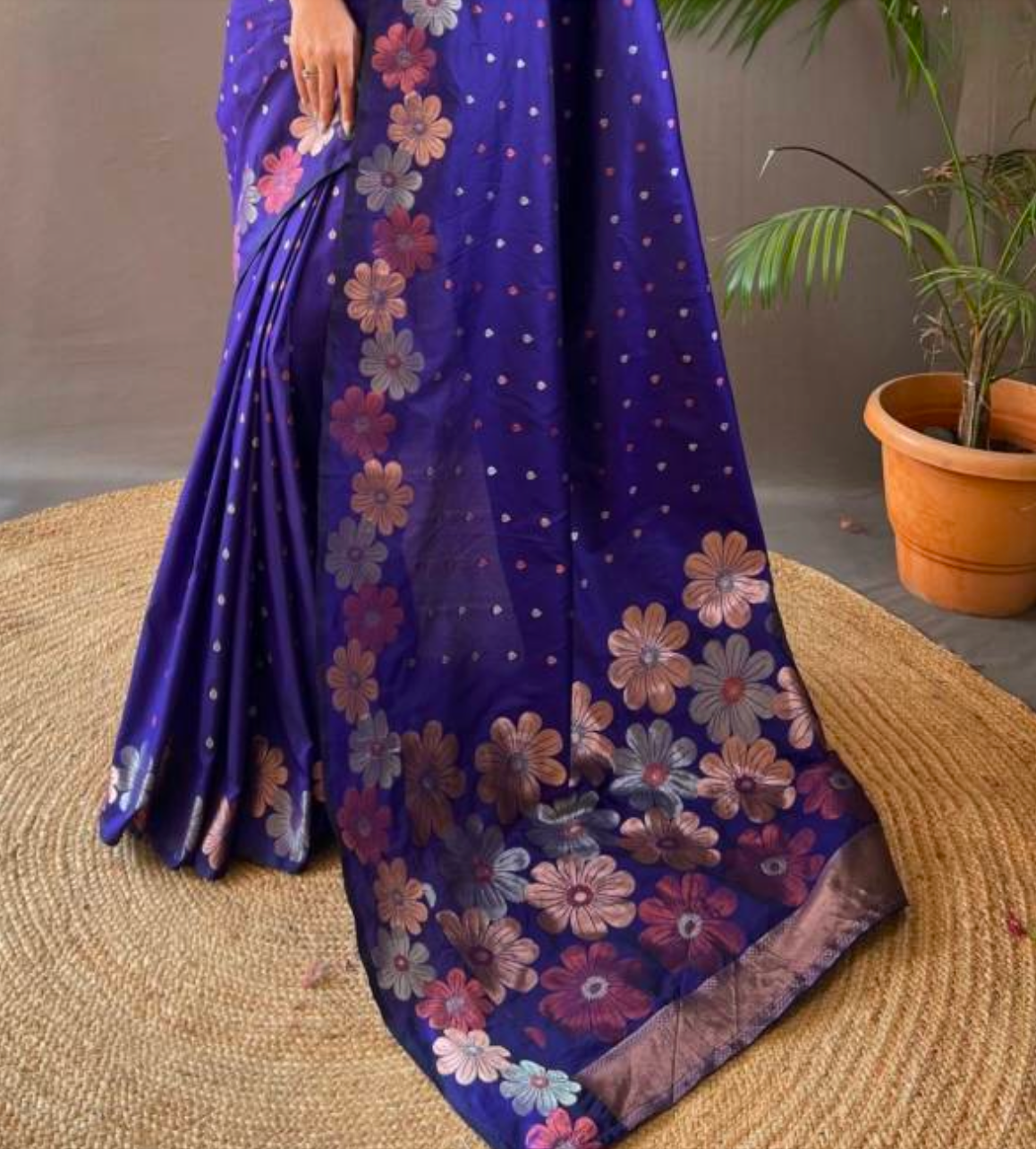 Matrut | Siya Royal Blue Saree