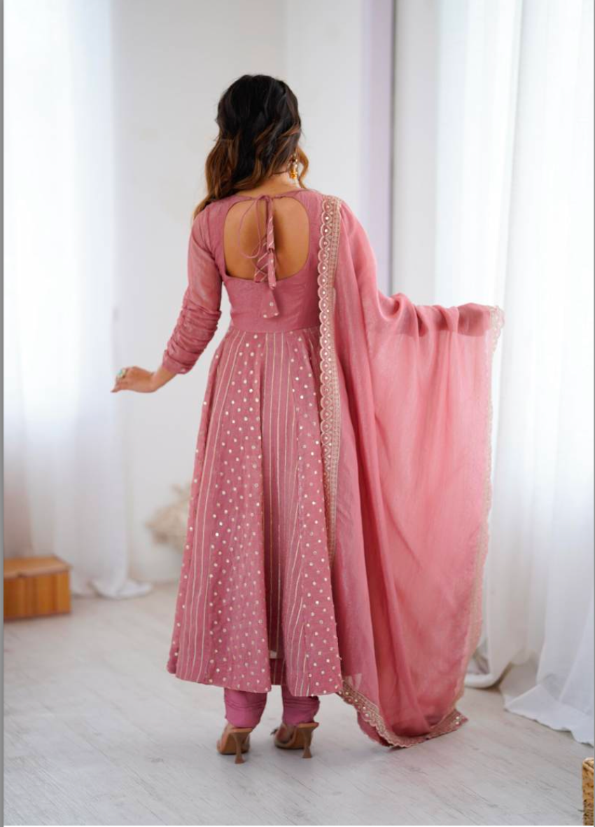 Matrut | Chandrika Baby Pink Gown