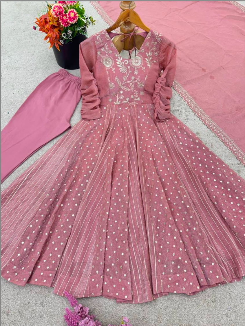 Matrut | Chandrika Baby Pink Gown