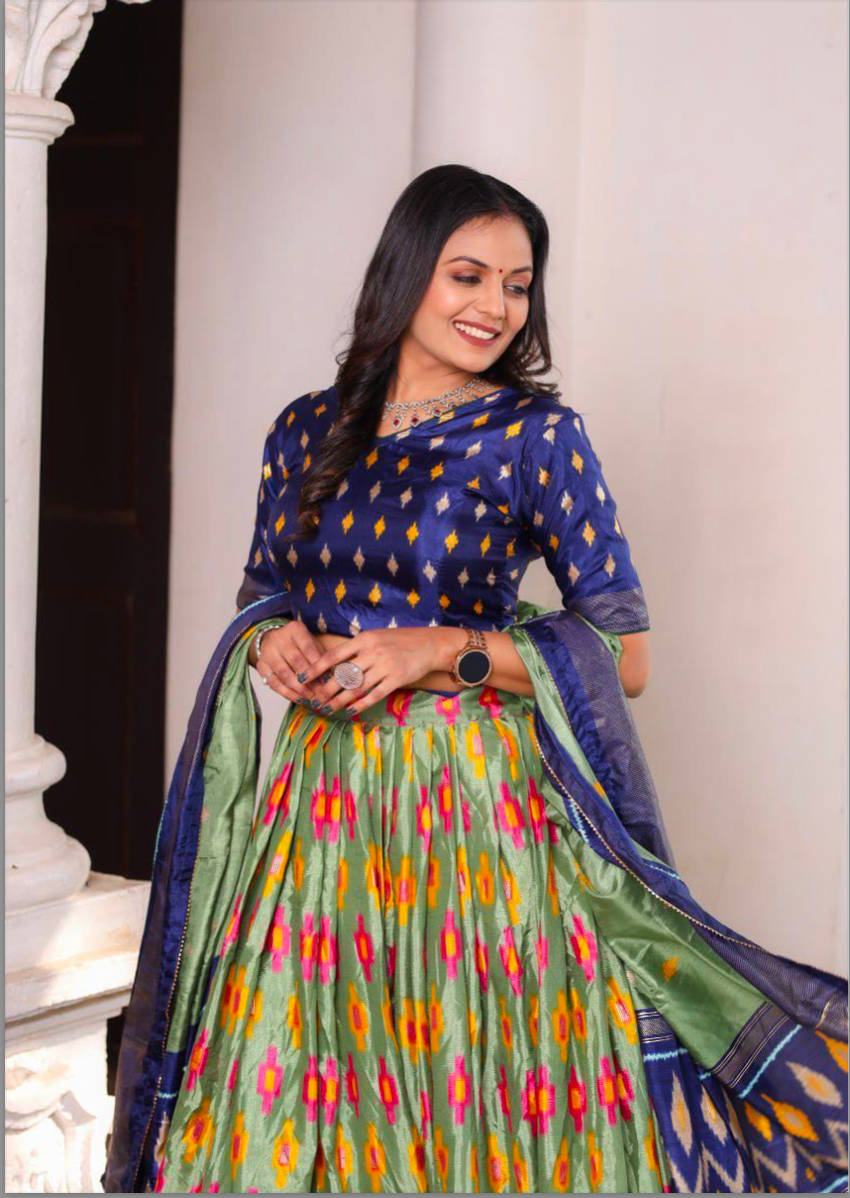 Matrut | Yuvti Navy Multicolor Lehenga - 01
