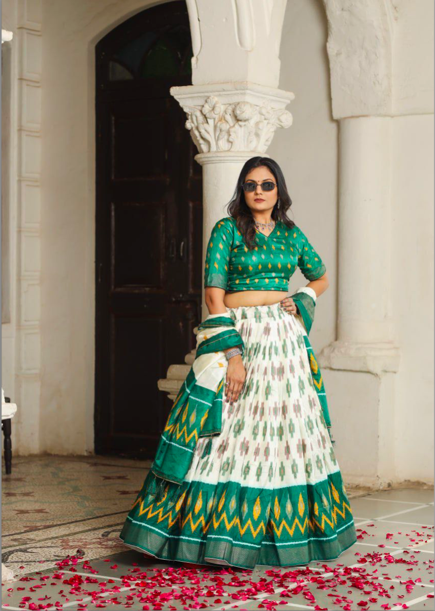 Matrut | Yuvti Green Multicolor Lehenga
