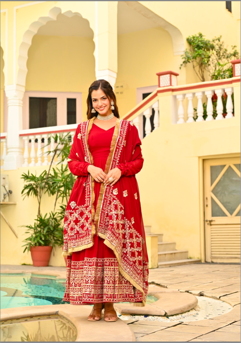 Matrut | Shehnayi Red Gown