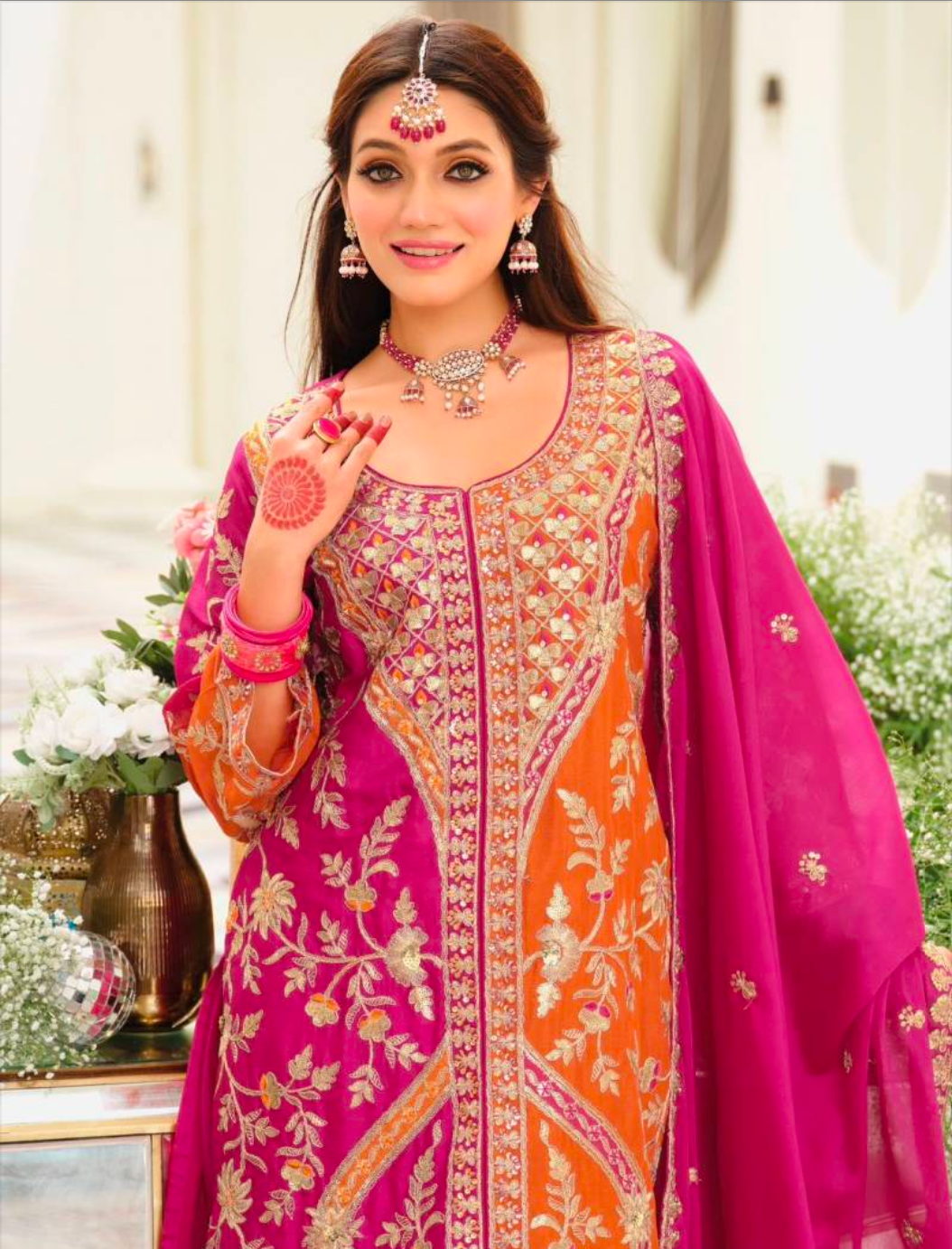 Matrut | Vihara Pink-Orange Straight Suit