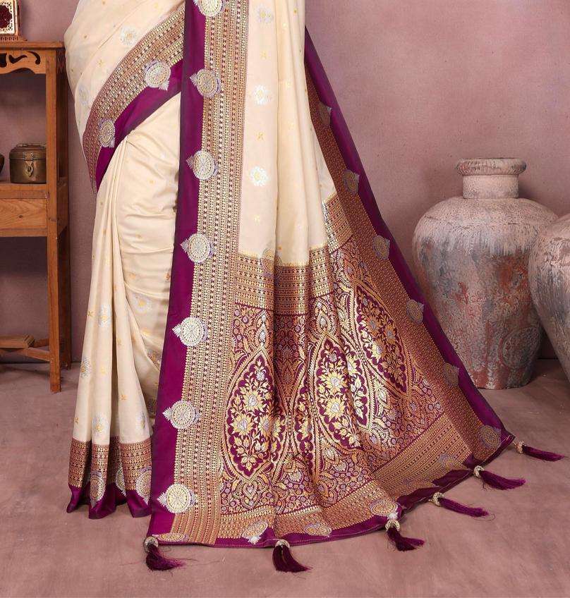 Matrut | Sanmati Ivory-Magenta Silk Saree