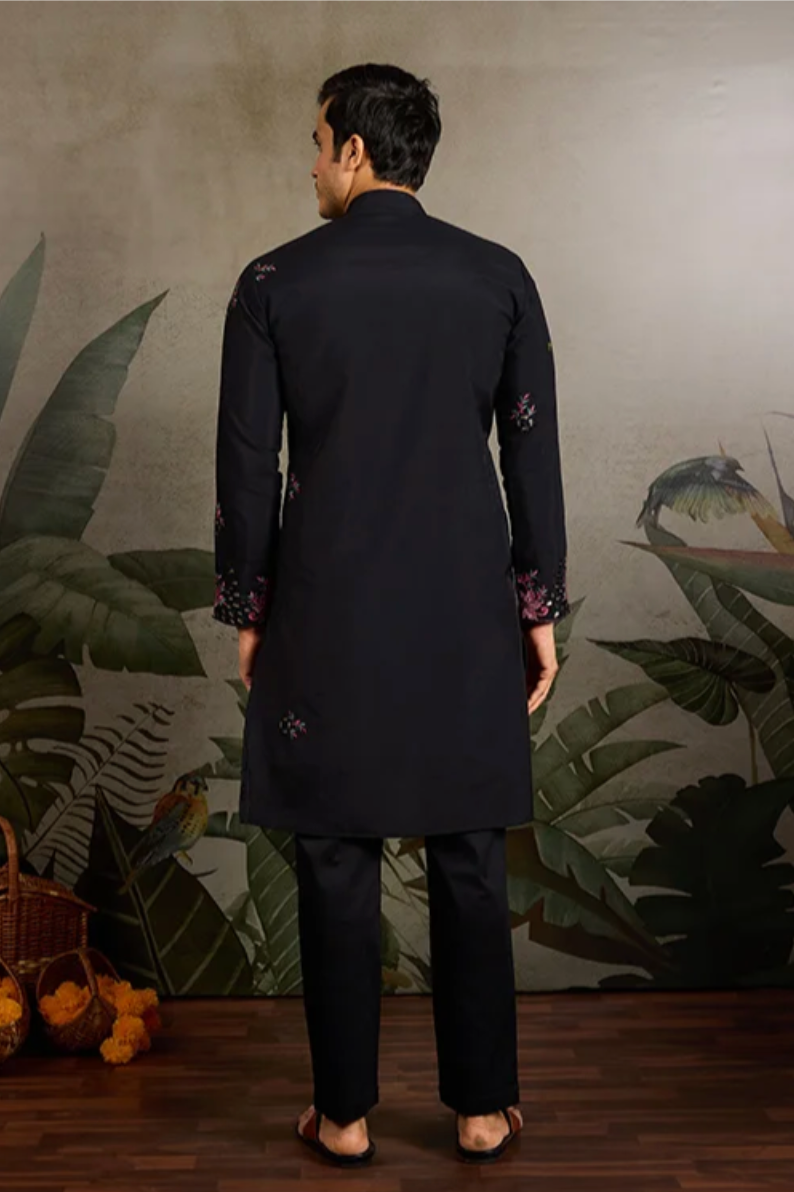 Hasta Black Kurta Set