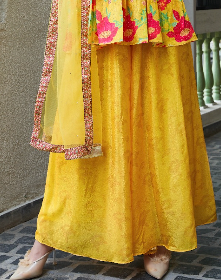 Matrut | Serene Sunrise Yellow Palazzo Set