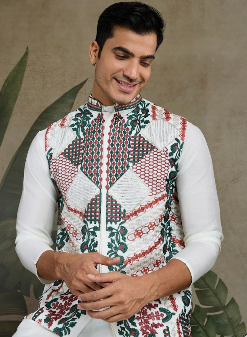 Matrut | Rajwadi White Kurta Set