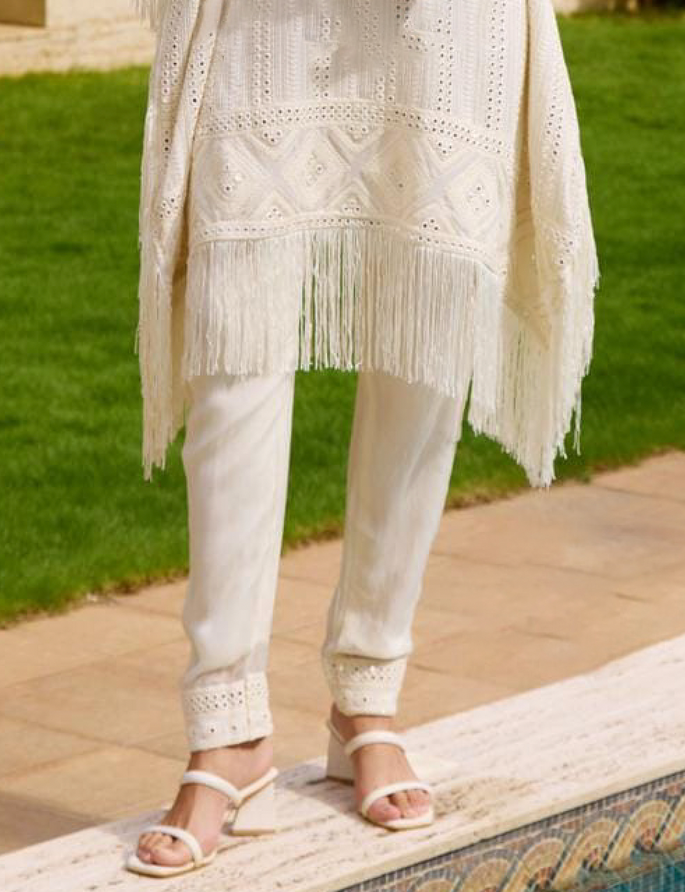 Matrut | Urban Sutra White Kaftan