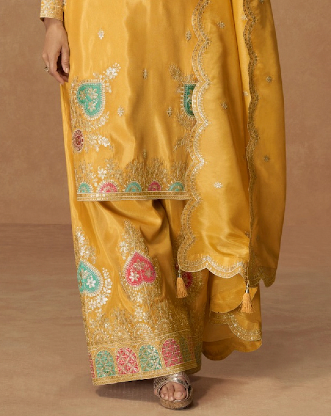 Matrut | Kashvi Yellow Palazzo Suit