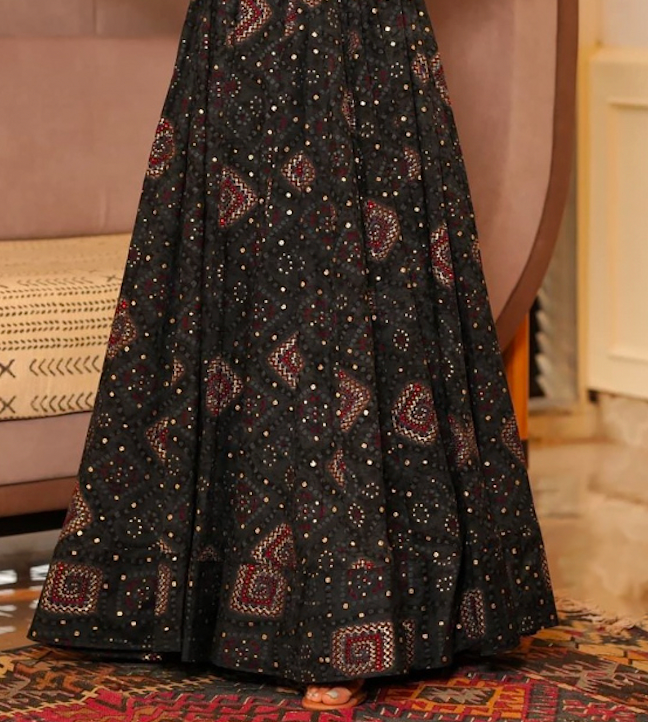Matrut | Roshni Black Gown