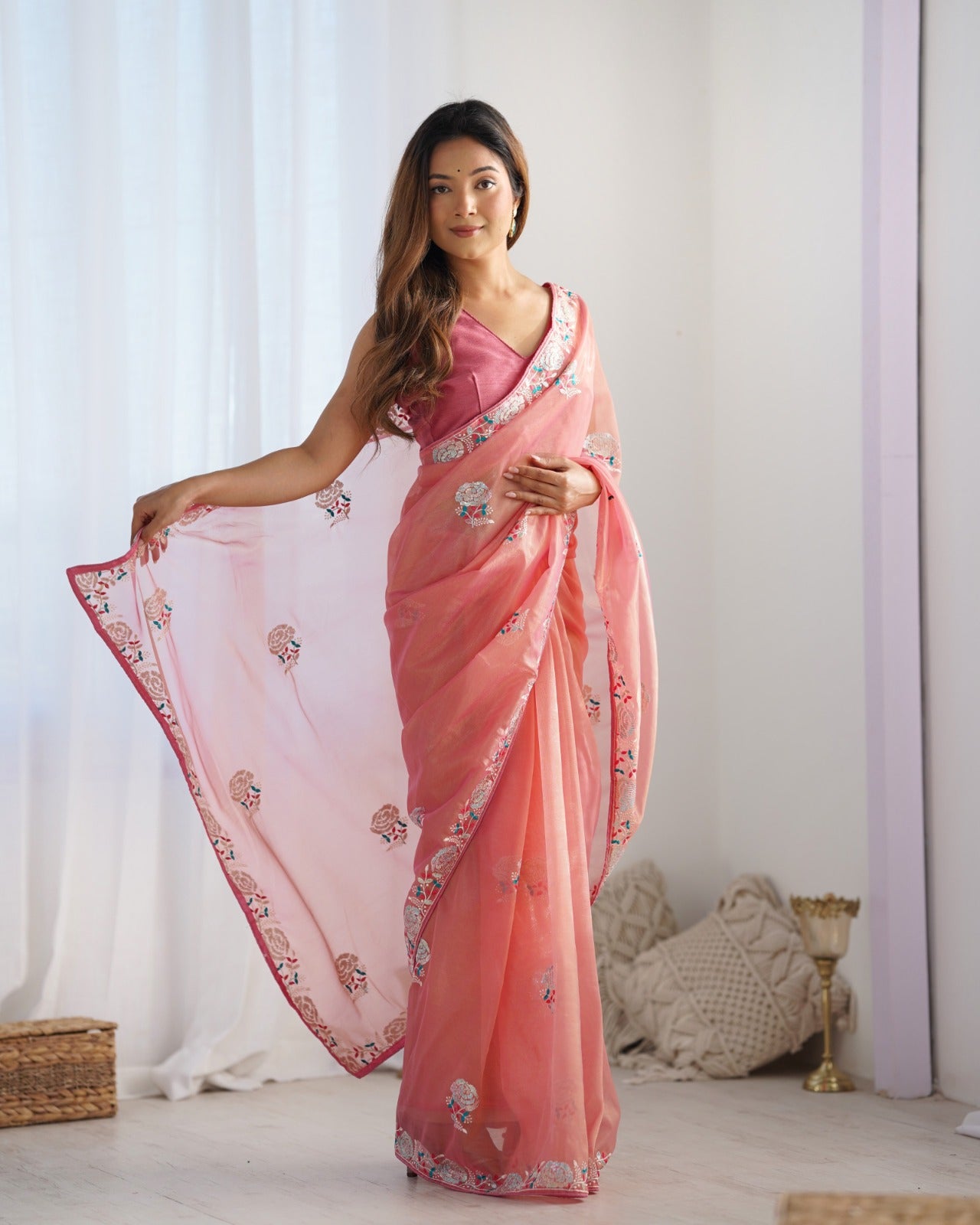 Matrut | Lush Cascade Light Pink Saree