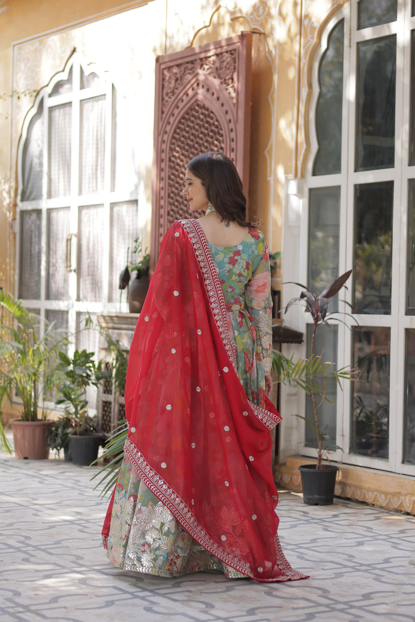 Matrut | Foil Finesse Red-Green Gown