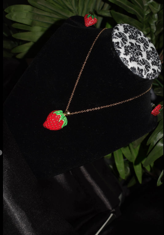 Strawberry Pendent Set