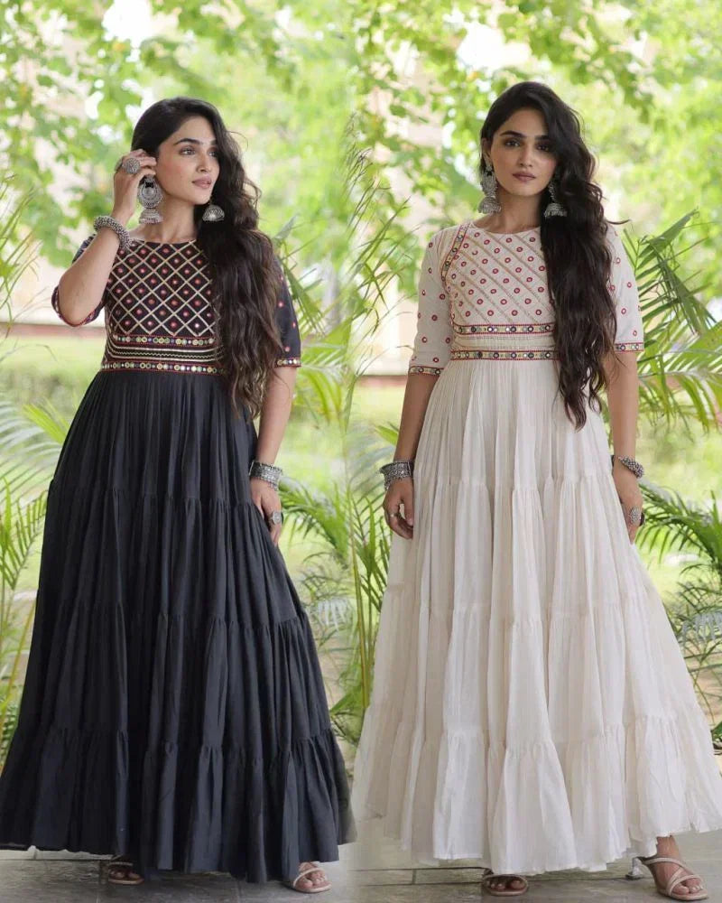 Nayra D03 • 4 Designs